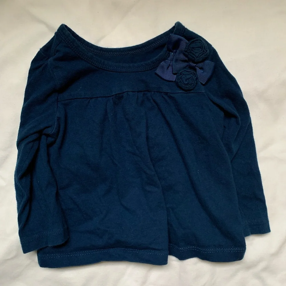 The Children’s Place 6-9 month long sleeve tshirt bundle